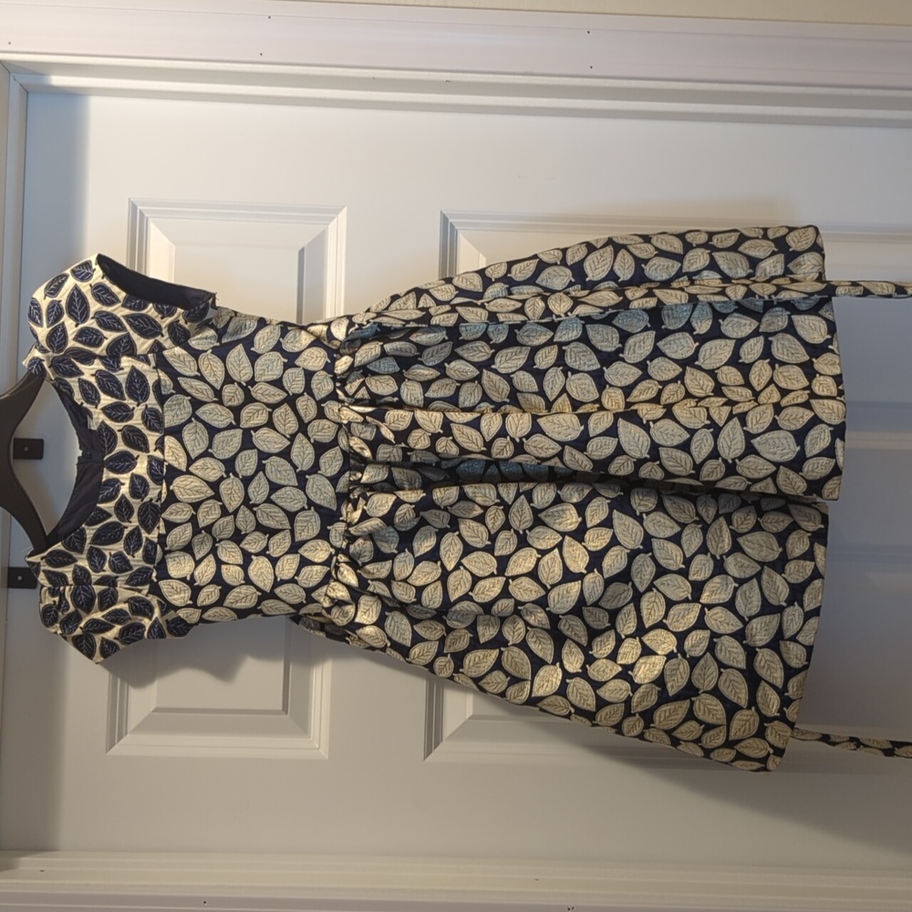 Rare addition dress size 7